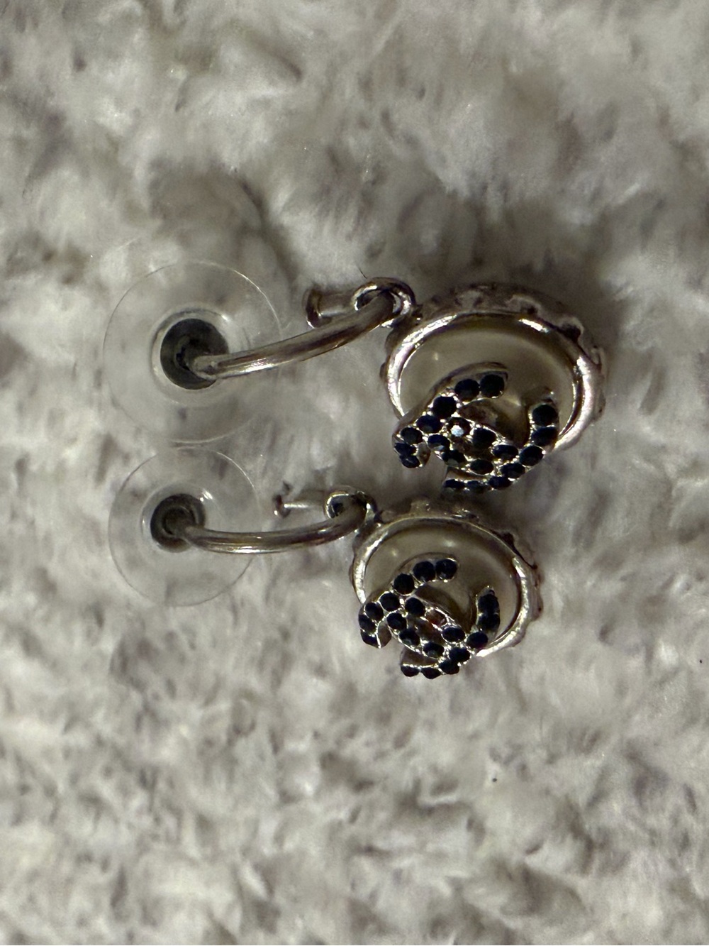 Chanel CC Faux Pearl & Black Crystal Drop Hoop Earrings - Picture 3 of 8
